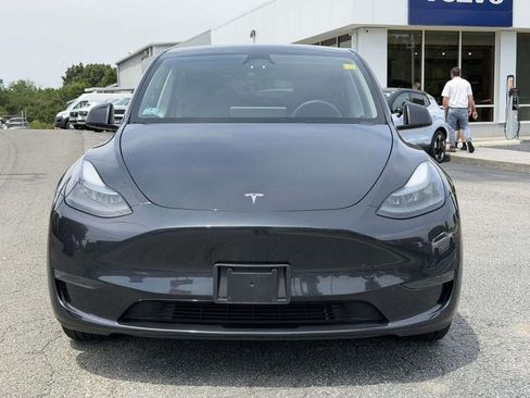 Used 2024 Tesla Model Y Long Range RWD image 23