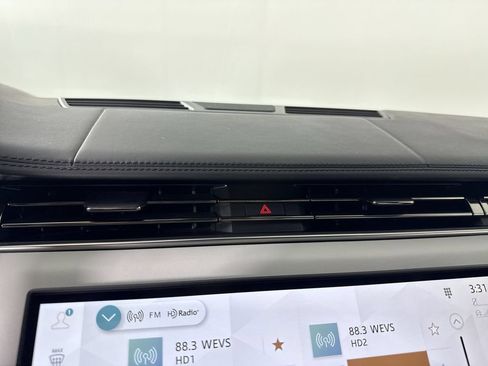 Used 2024 Land Rover Range Rover Sport Autobiography AWD/4WD image 28