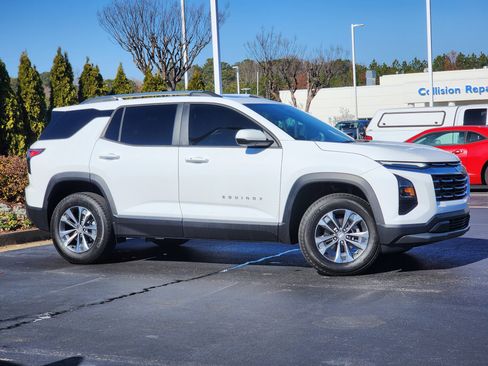 New 2026 Chevrolet Equinox LT AWD/4WD image 3