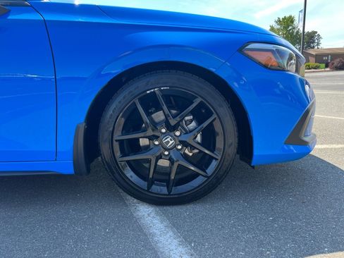 Used 2024 Honda Civic Sport image 25