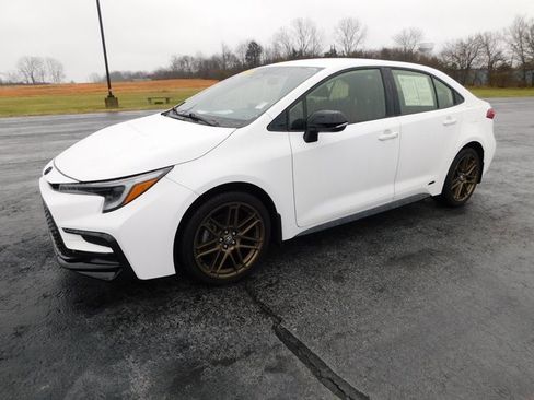 Used 2024 Toyota Corolla SE image 7