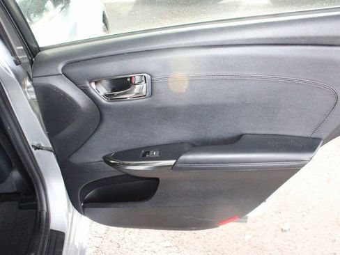 Used 2017 Toyota Avalon XLE image 54