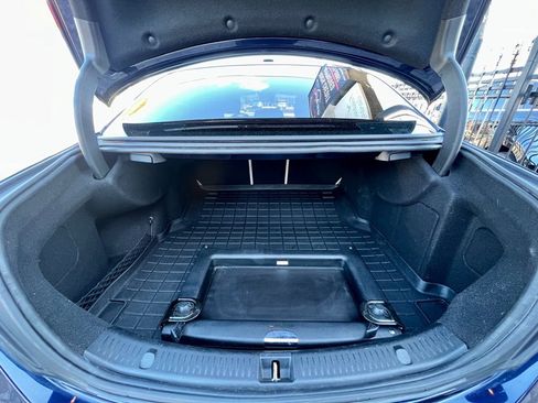 Used 2019 Mercedes-Benz E 300 image 30
