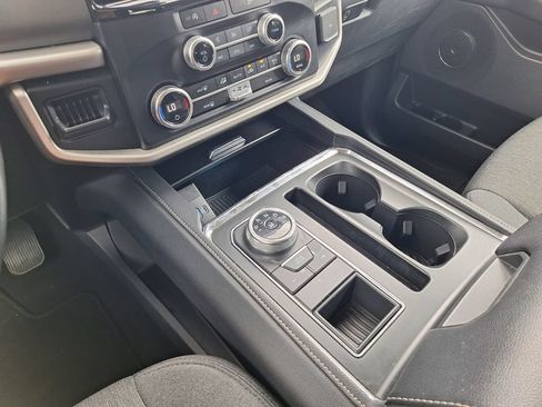 Used 2024 Ford Expedition Max XLT RWD image 17