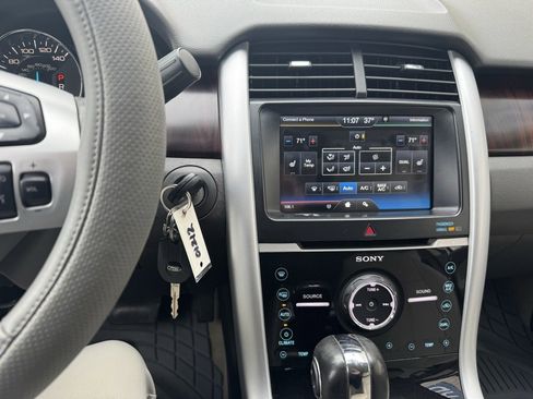 Used 2011 Ford Edge Limited w/ Trailer Tow Package image 13