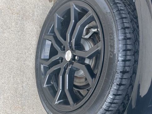 Used 2014 Chevrolet Camaro LT image 26