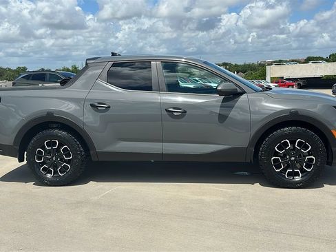 Used 2022 Hyundai Santa Cruz SE FWD image 13