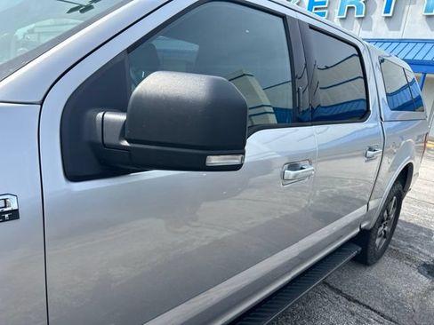 Used 2017 Ford F150 XLT w/ Equipment Group 302A Luxury AWD/4WD image 4