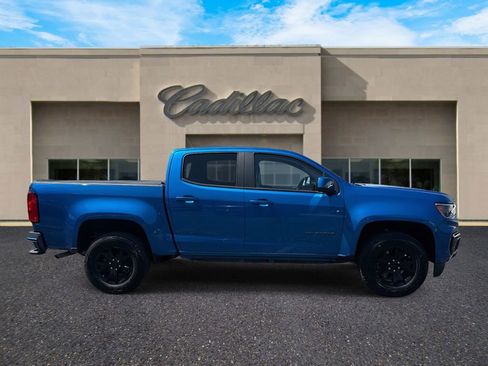 Used 2022 Chevrolet Colorado LT image 2