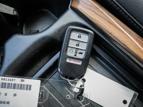 Certified 2022 Honda CR-V Touring image 36