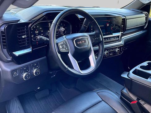 Used 2024 GMC Sierra 1500 Elevation AWD/4WD image 18