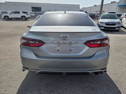 Used 2024 Toyota Camry SE w/ Convenience Package FWD image 10