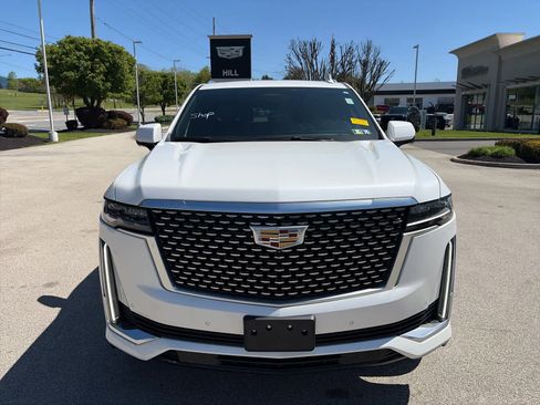 Used 2023 Cadillac Escalade ESV Premium Luxury AWD/4WD image 6