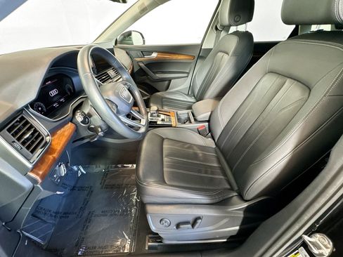Used 2022 Audi Q5 2.0T Premium Plus w/ Premium Plus Package AWD/4WD image 19