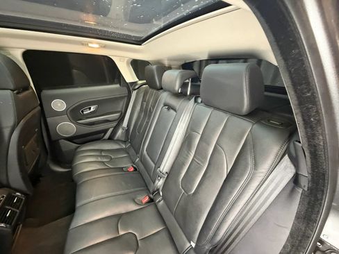 Used 2015 Land Rover Range Rover Evoque Pure Plus AWD/4WD image 28
