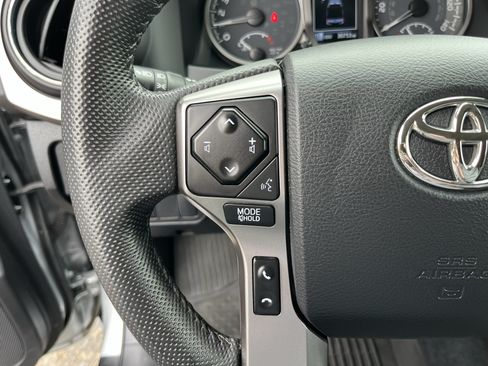 Certified 2023 Toyota Tacoma SR5 AWD/4WD image 20