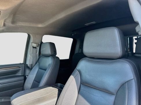 Used 2024 Chevrolet Silverado 2500 LT AWD/4WD image 12