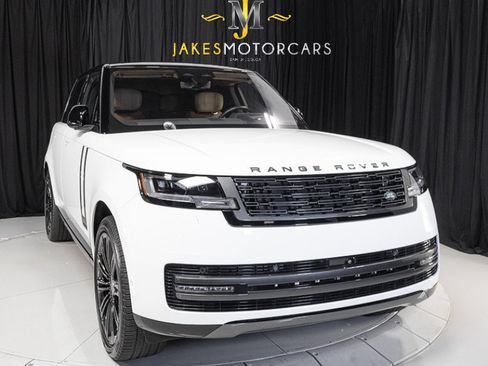 Used 2023 Land Rover Range Rover Autobiography AWD/4WD image 17