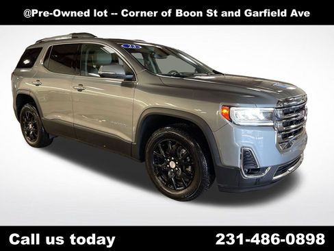 Used 2023 GMC Acadia SLT w/ Preferred Package FWD image 7