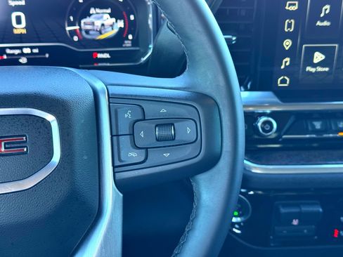 Used 2025 GMC Sierra 2500 SLT w/ SLT Convenience Package image 28