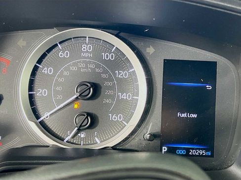 Used 2020 Toyota Corolla LE image 12