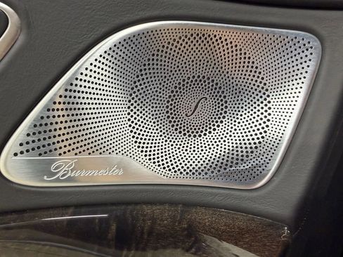 Used 2015 Mercedes-Benz S 63 AMG 4MATIC Sedan image 26