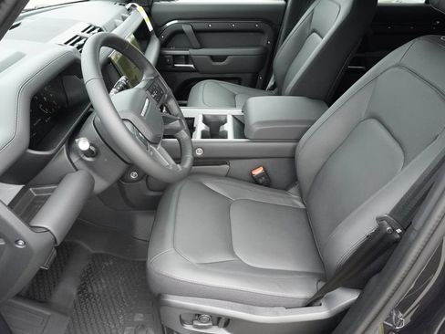 New 2026 Land Rover Defender 110 X AWD/4WD image 19