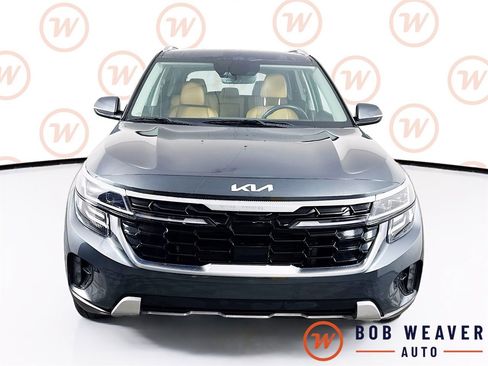 Used 2024 Kia Seltos SX w/ SX Sunroof Package image 2