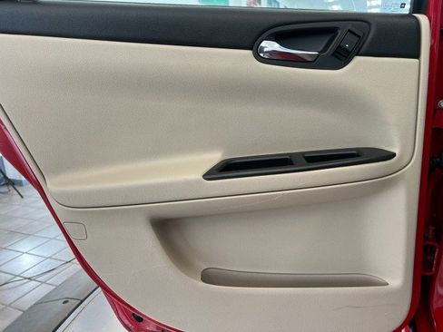 Used 2009 Chevrolet Impala LT image 32