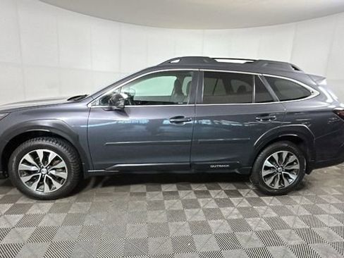 Used 2023 Subaru Outback Limited AWD/4WD image 6