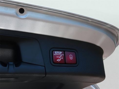 New 2025 Mercedes-Benz GLA 250 4MATIC image 39