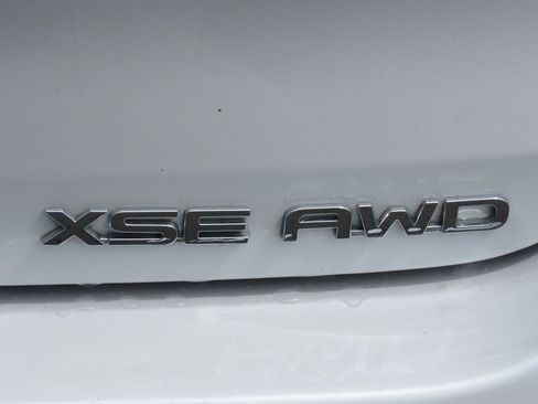 Certified 2025 Toyota Highlander XSE AWD/4WD image 8