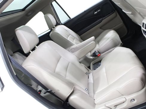 Used 2017 Honda Pilot Elite image 29