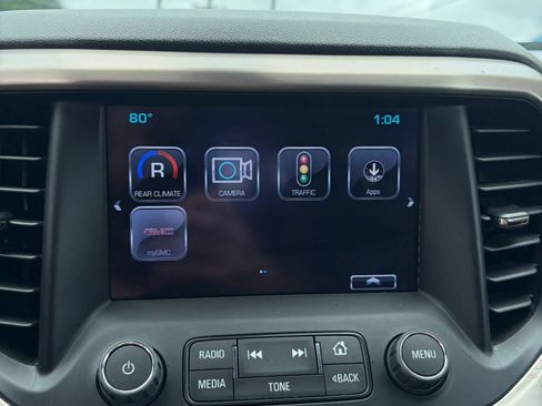 Used 2018 GMC Acadia Denali w/ Technology Package AWD/4WD image 25