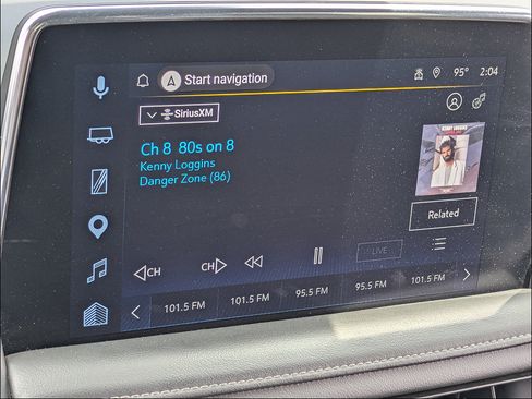 Used 2023 Chevrolet Tahoe Z71 w/ Luxury Package AWD/4WD image 24