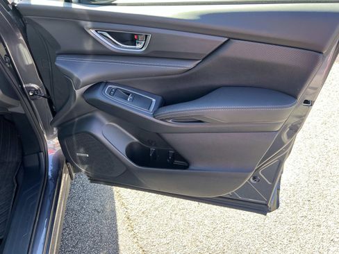 Certified 2025 Subaru Ascent Limited w/ Popular Package #1 image 14