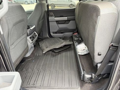 Certified 2021 Ford F150 XLT w/ Equipment Group 302A High image 19