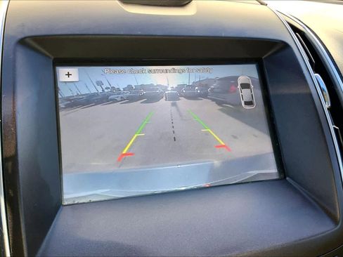 Used 2018 Ford Edge Titanium w/ Equipment Group 301A image 21