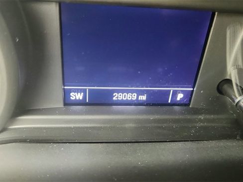 Used 2023 Chevrolet Silverado 1500 Custom image 16