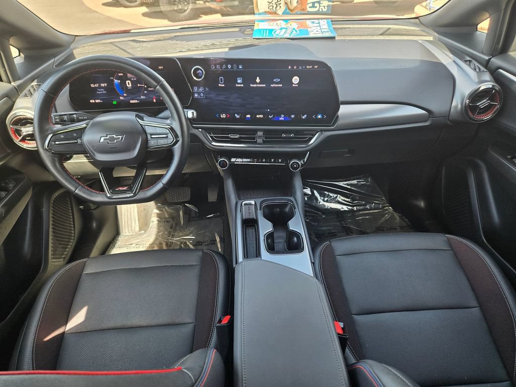 Used 2024 Chevrolet Equinox EV RS w/ LPO, Trailering Package FWD image 9