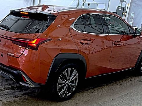 Used 2019 Lexus UX 200 F Sport w/ F Sport Premium Package FWD image 2