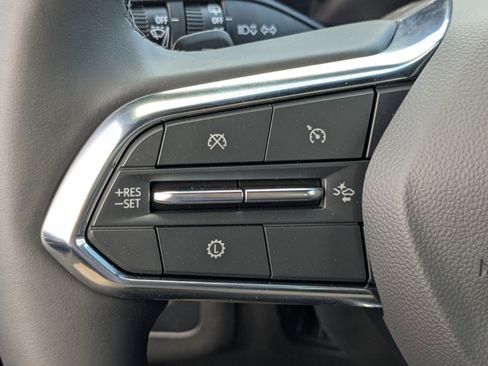 New 2025 Chevrolet Suburban Premier AWD/4WD image 23