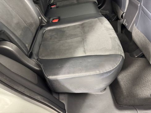 Used 2024 Mitsubishi Eclipse Cross SE image 28