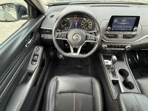 Used 2020 Nissan Altima 2.5 SR FWD image 42