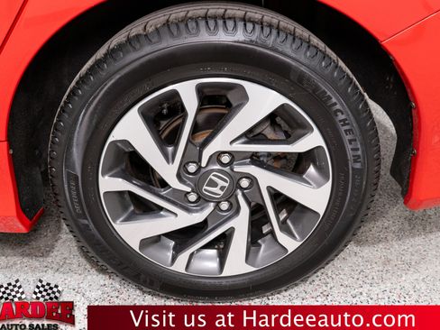 Used 2018 Honda Civic EX image 10