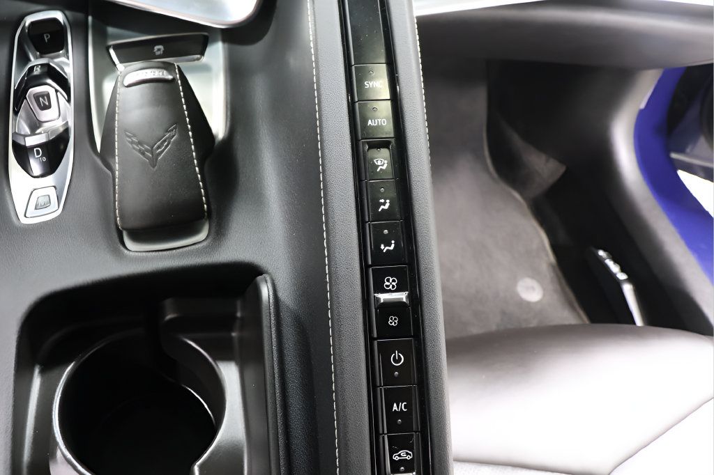 Used 2025 Chevrolet Corvette Stingray Coupe w/ 1LT RWD image 19