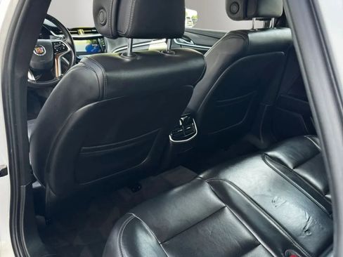 Used 2013 Cadillac XTS FWD image 22