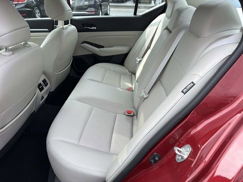 Used 2022 Nissan Altima 2.5 SL FWD image 15