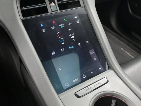 Certified 2023 Porsche Taycan 4S AWD/4WD image 21