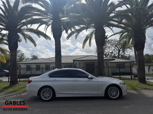 Used 2015 BMW 528i Sedan RWD image 2